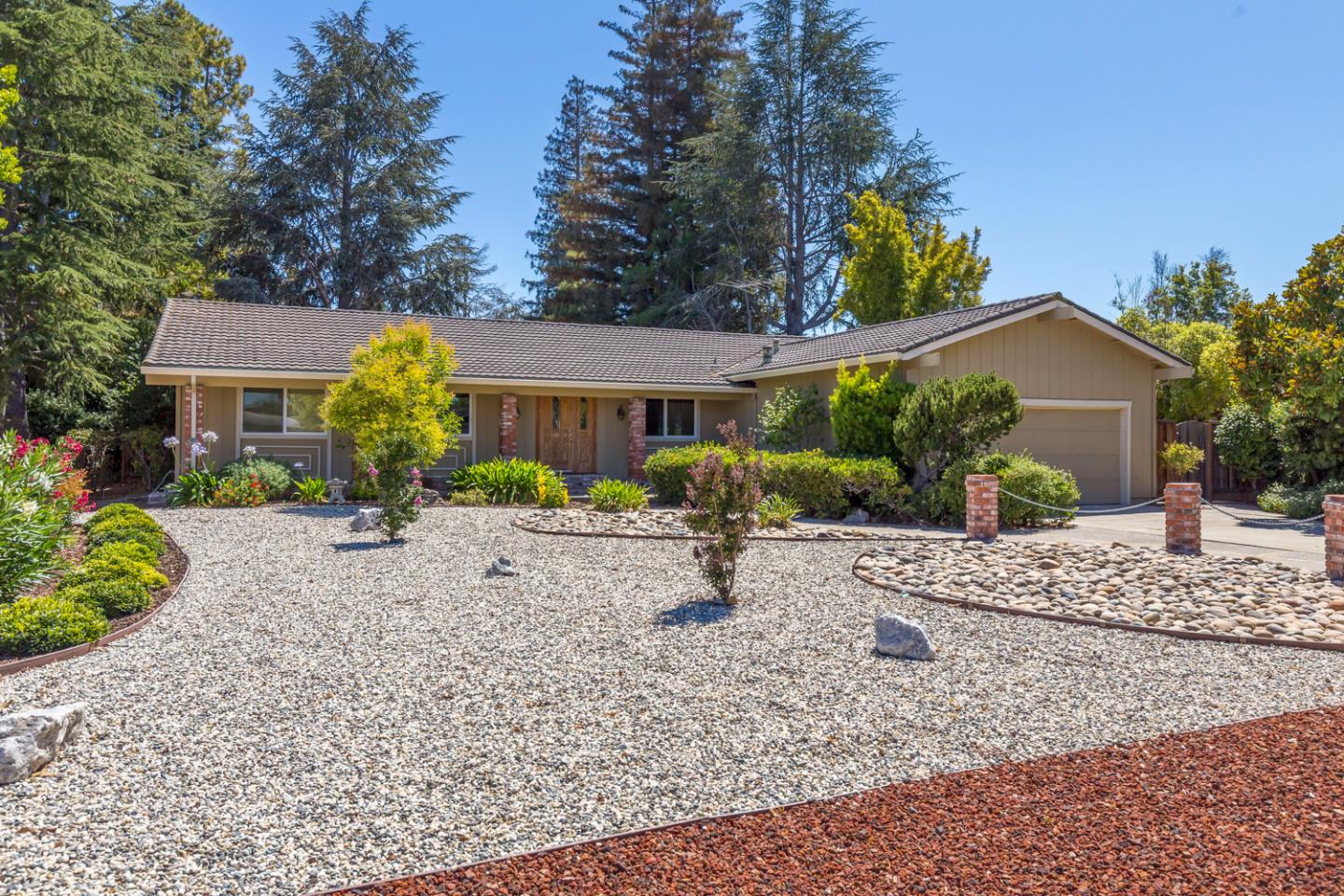 Detail Gallery Image 1 of 1 For 20154 Knollwood Dr, Saratoga,  CA 95070 - 3 Beds | 2 Baths