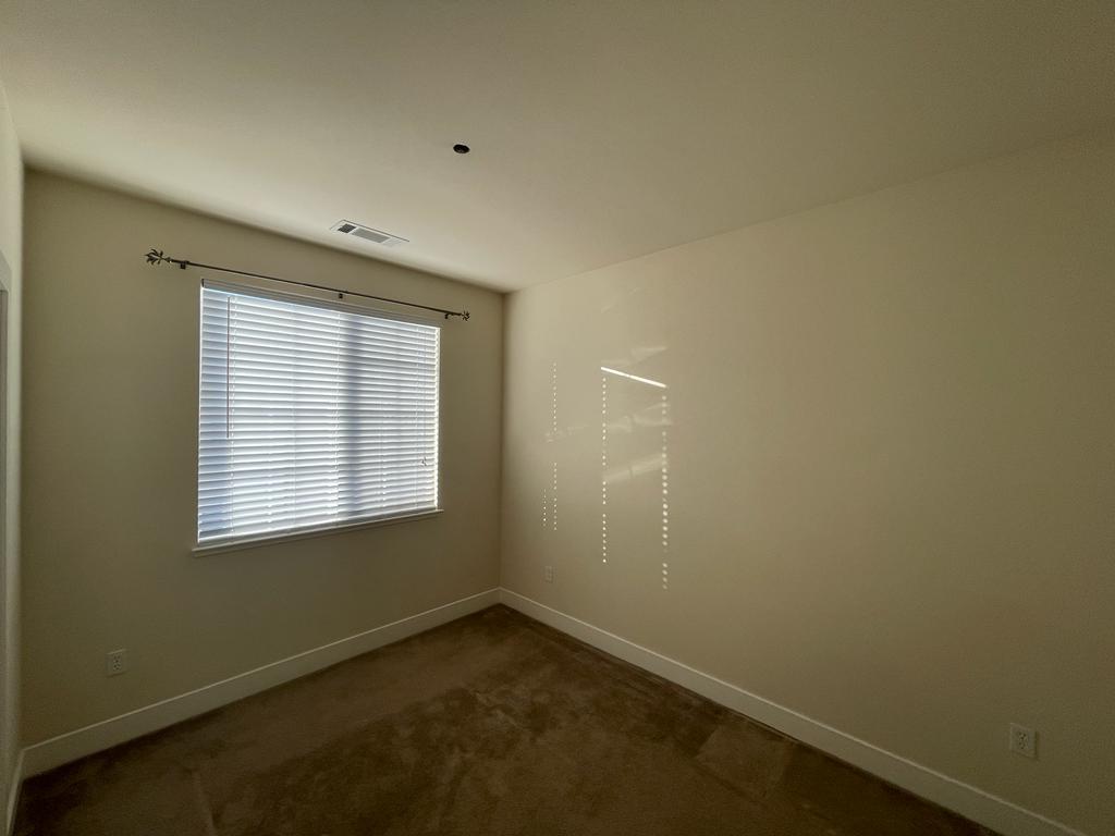 Detail Gallery Image 14 of 21 For 447 Topaz Ter, Sunnyvale,  CA 94089 - 2 Beds | 2/1 Baths