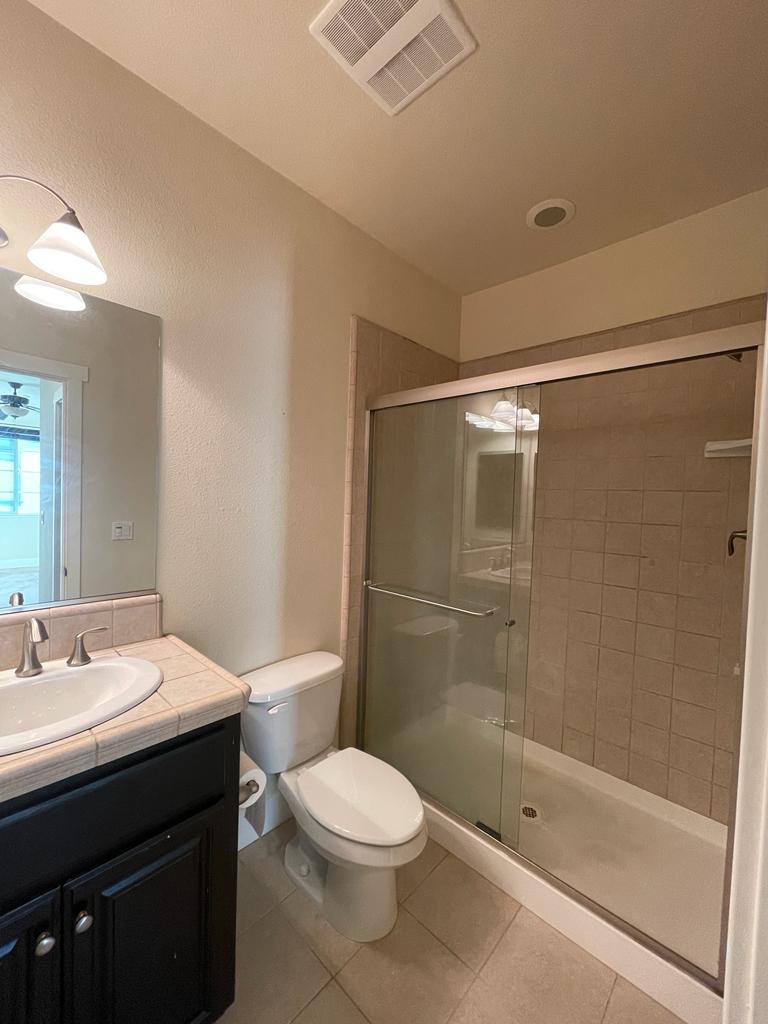 Detail Gallery Image 6 of 21 For 447 Topaz Ter, Sunnyvale,  CA 94089 - 2 Beds | 2/1 Baths