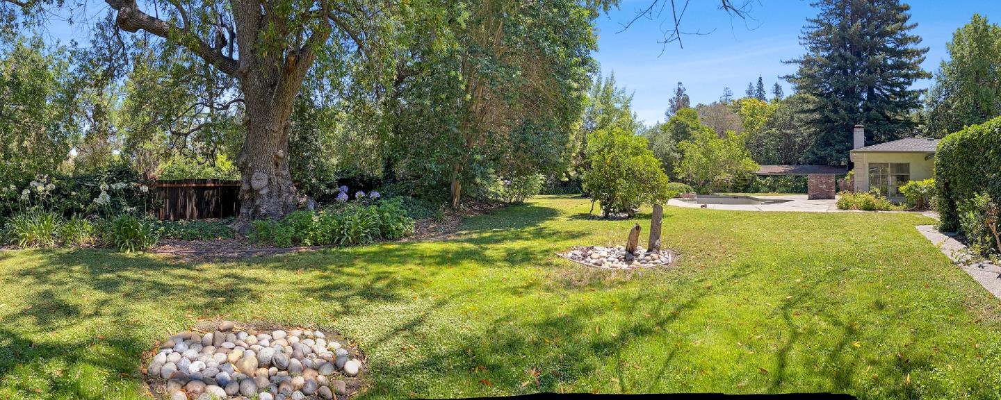 Detail Gallery Image 12 of 21 For 198 James Ave, Atherton,  CA 94027 - 5 Beds | 4 Baths