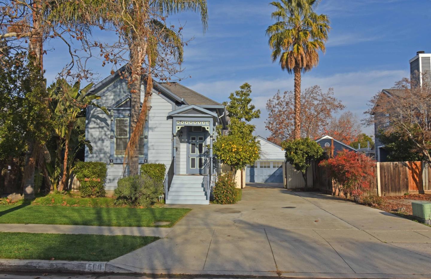 Detail Gallery Image 1 of 1 For 560 N 20th St, San Jose,  CA 95112 - 2 Beds | 1 Baths