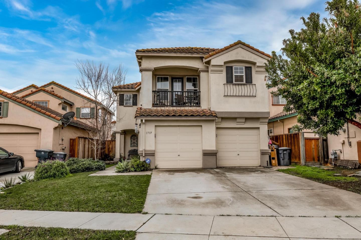 Detail Gallery Image 2 of 50 For 1737 Great Island St, Salinas,  CA 93906 - 5 Beds | 2/1 Baths