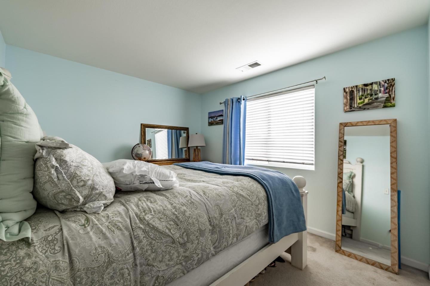 Detail Gallery Image 27 of 50 For 1737 Great Island St, Salinas,  CA 93906 - 5 Beds | 2/1 Baths