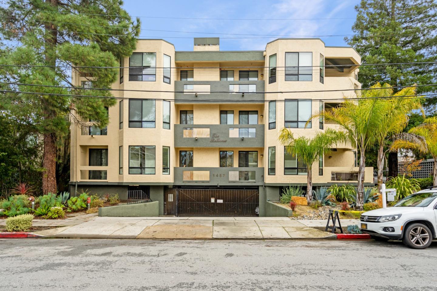 Detail Gallery Image 1 of 1 For 1457 Bellevue Ave #9,  Burlingame,  CA 94010 - 2 Beds | 2/1 Baths