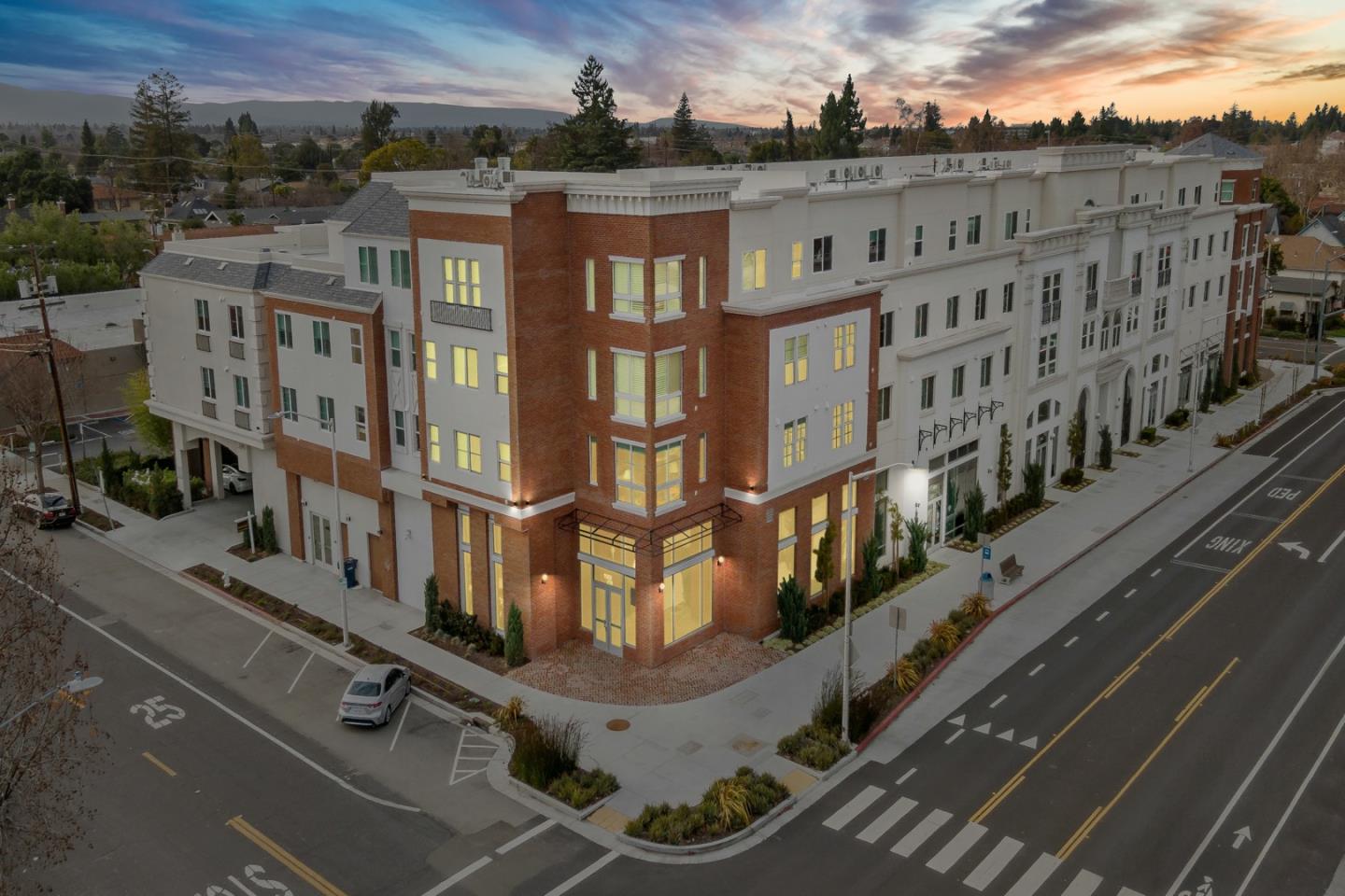 Detail Gallery Image 1 of 62 For 1048 Monroe St #321,  Santa Clara,  CA 95050 - 4 Beds | 2/1 Baths