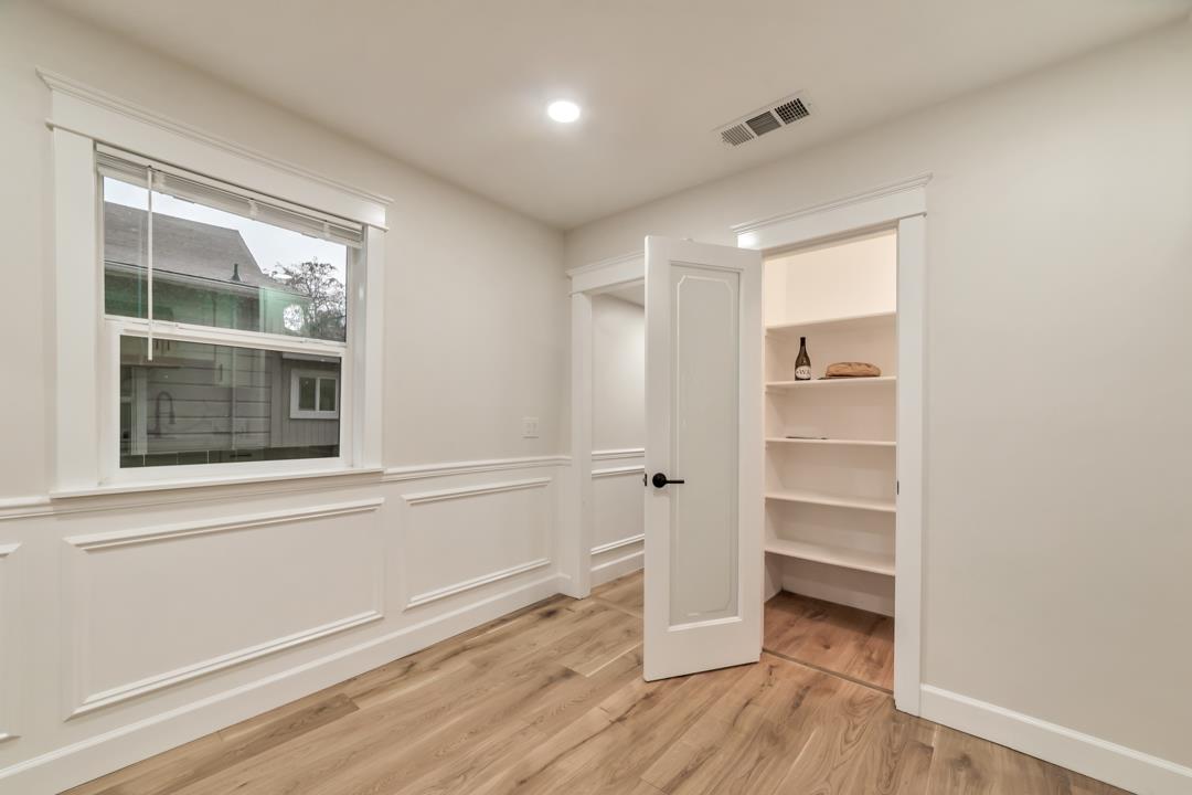 Detail Gallery Image 17 of 27 For 62 W Reed St, San Jose,  CA 95110 - 3 Beds | 2 Baths