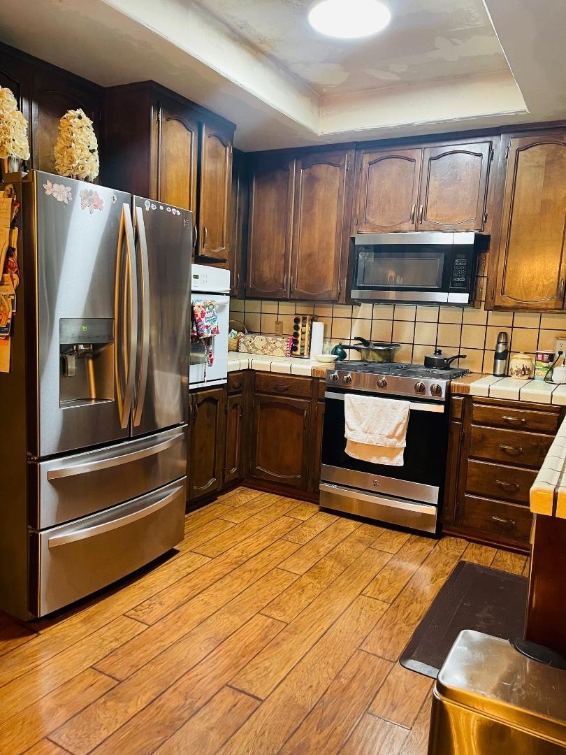 Detail Gallery Image 5 of 10 For 965 Steele Ave, Gustine,  CA 95322 - 3 Beds | 2 Baths