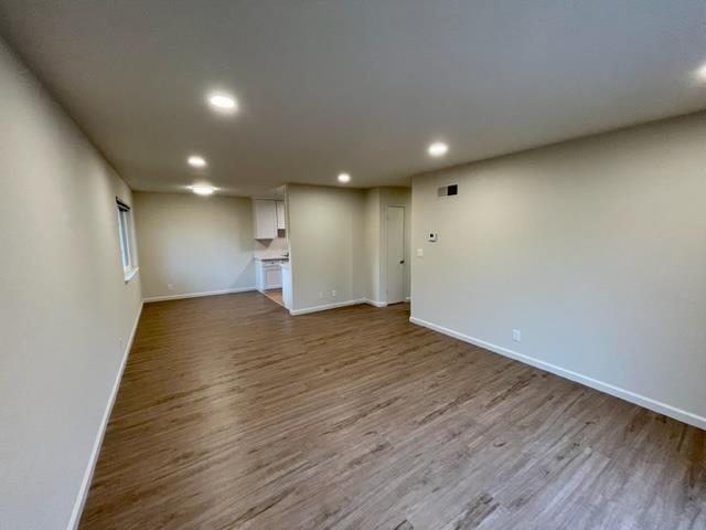Detail Gallery Image 8 of 15 For 152 Rinconada Ave, Palo Alto,  CA 94301 - 2 Beds | 1 Baths