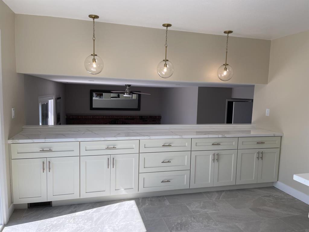 Detail Gallery Image 9 of 16 For 4856 Birmingham Dr, San Jose,  CA 95136 - 4 Beds | 2/1 Baths