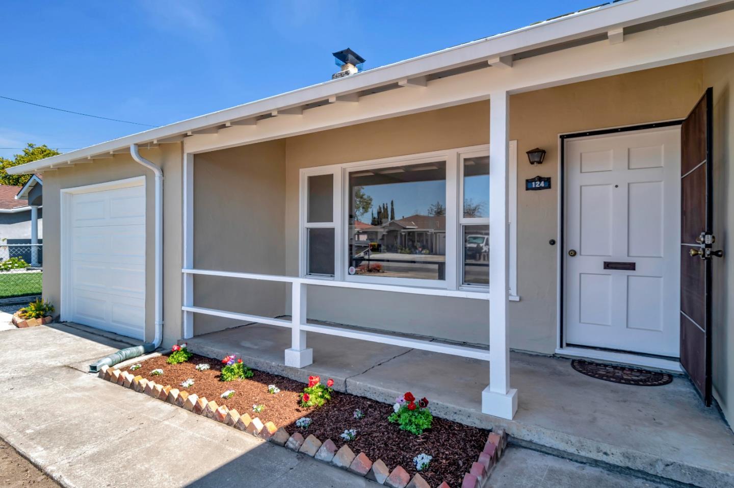 Detail Gallery Image 1 of 1 For 124 Pleasant Ridge Ave, San Jose,  CA 95127 - 2 Beds | 1 Baths