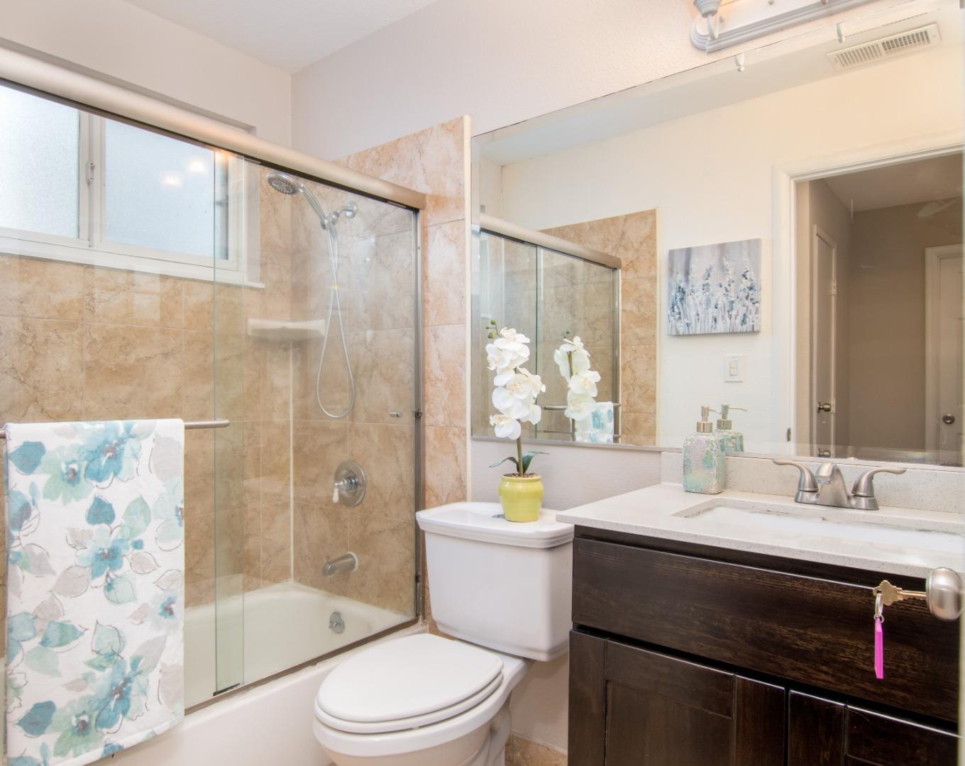 Detail Gallery Image 16 of 25 For 1702 Mount Rushmore Dr, San Jose,  CA 95127 - 3 Beds | 2/1 Baths