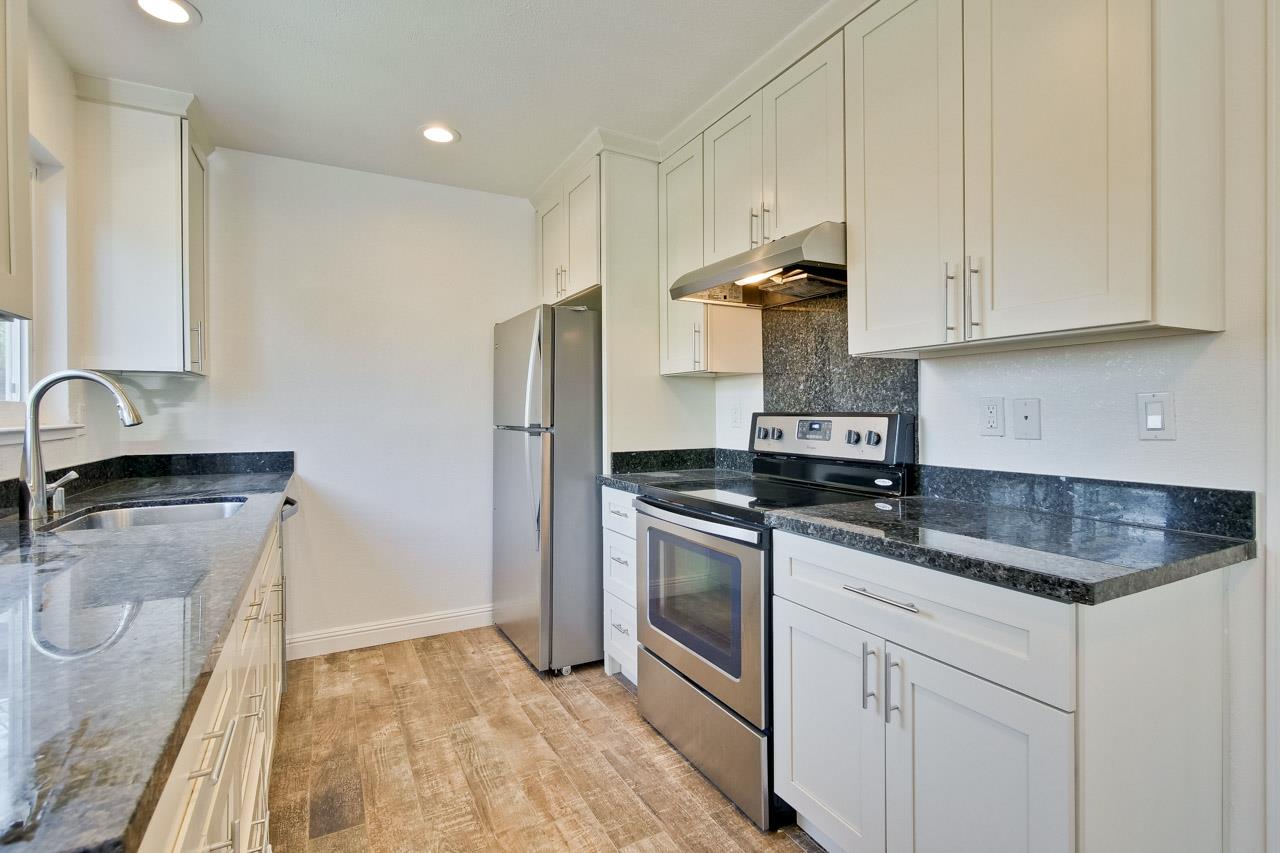 Detail Gallery Image 24 of 37 For 173 Higdon Ave #UNIT 2,  Mountain View,  CA 94041 - 2 Beds | 1/1 Baths