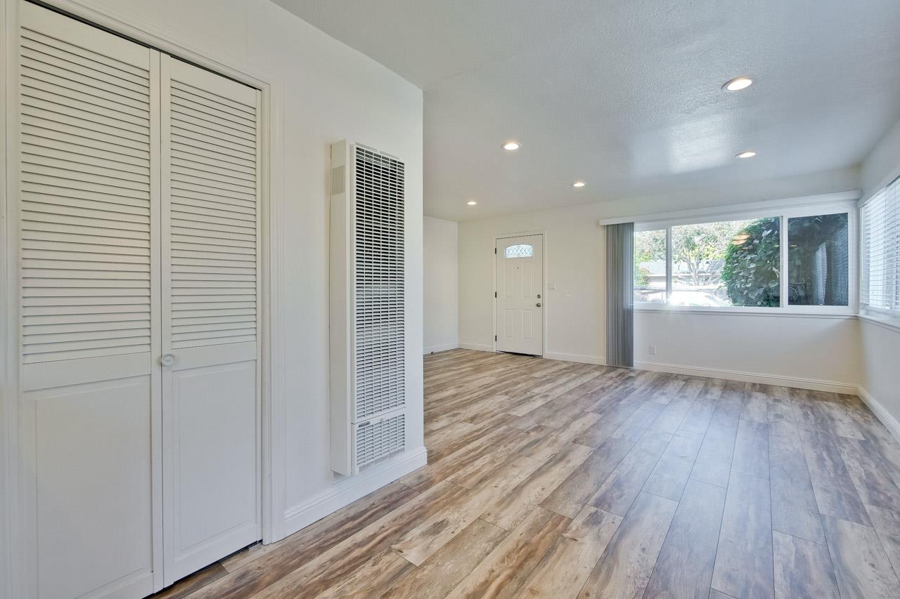 Detail Gallery Image 26 of 37 For 173 Higdon Ave #UNIT 2,  Mountain View,  CA 94041 - 2 Beds | 1/1 Baths