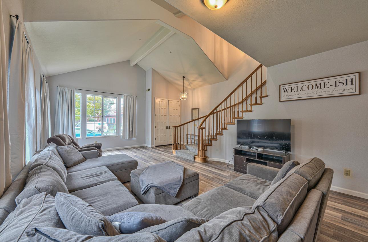 1171 Rockhaven Ct, Monterey County, CA 93906 photo 3
