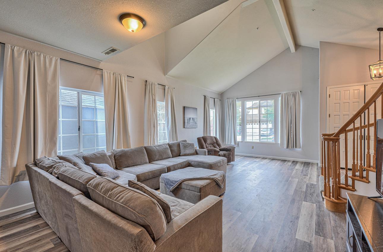 1171 Rockhaven Ct, Monterey County, CA 93906 photo 4