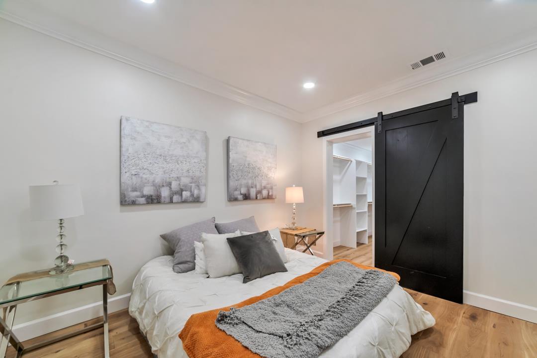 Detail Gallery Image 10 of 43 For 54 W Reed St, San Jose,  CA 95110 - – Beds | – Baths