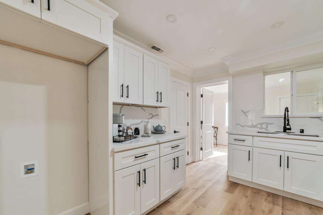 Detail Gallery Image 9 of 43 For 54 W Reed St, San Jose,  CA 95110 - – Beds | – Baths