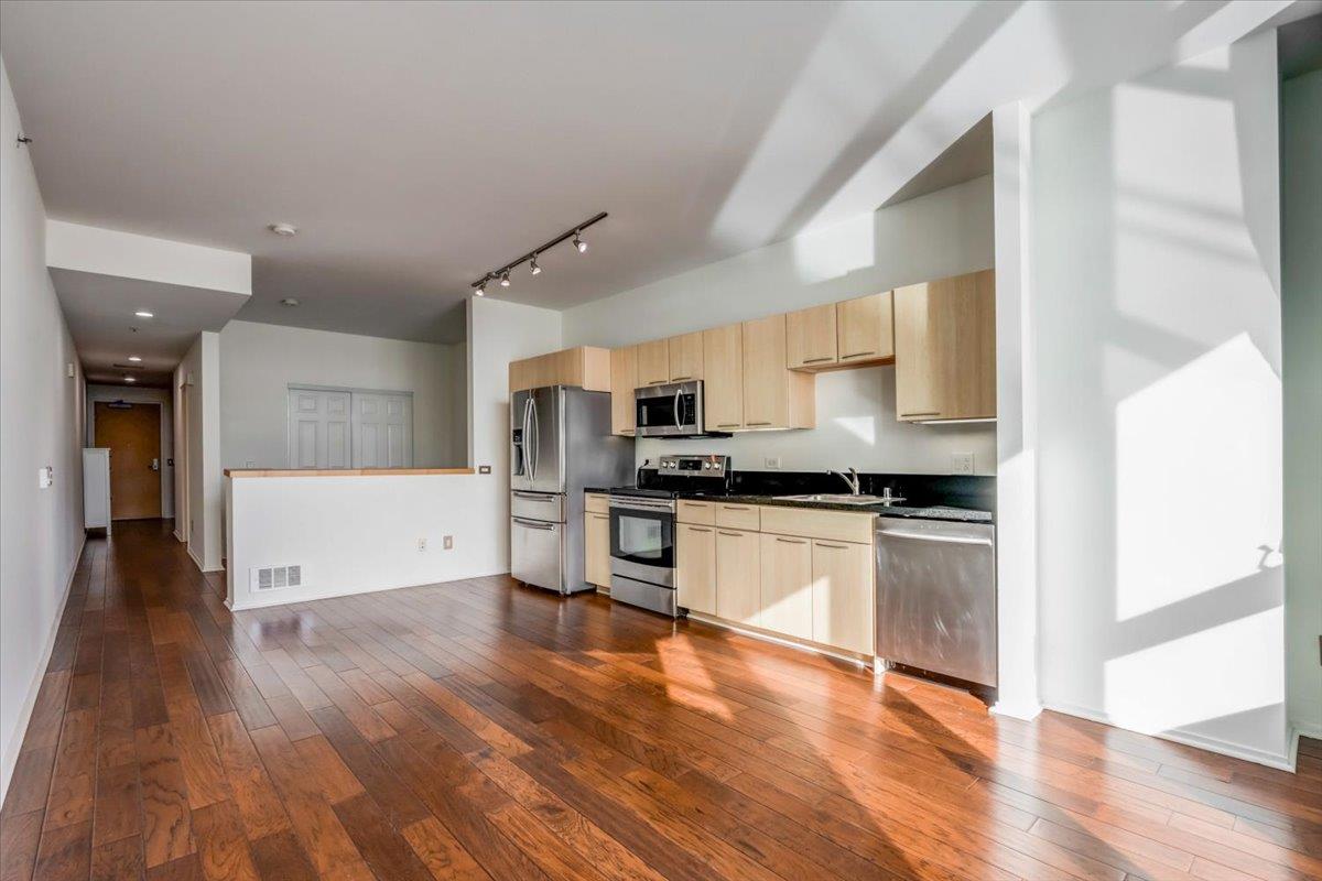 Detail Gallery Image 11 of 34 For 1 Lakeside Dr #1606,  Oakland,  CA 94612 - 1 Beds | 1 Baths