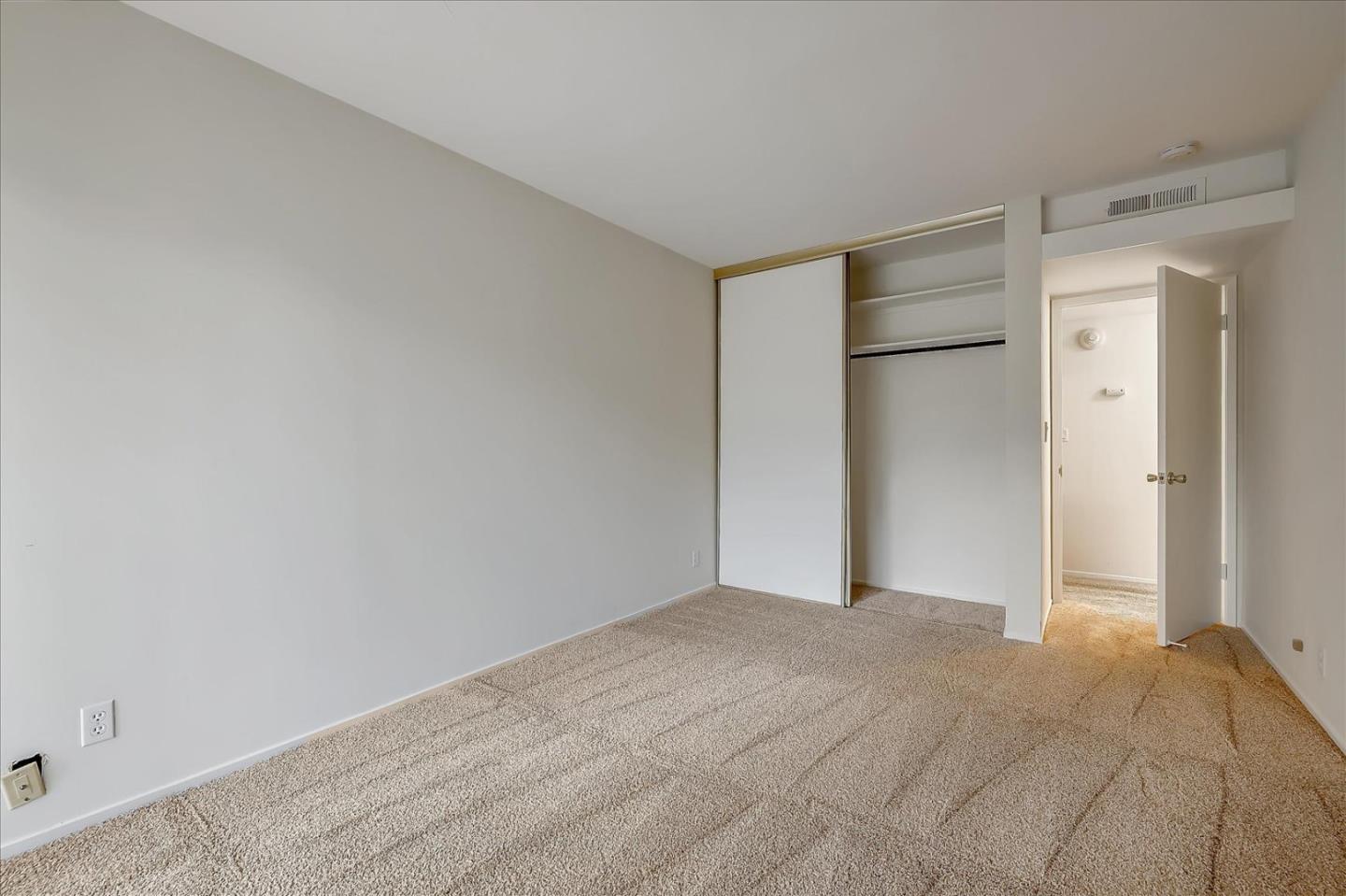 Detail Gallery Image 16 of 22 For 10 Scenic Way #317,  San Mateo,  CA 94403 - 2 Beds | 2 Baths