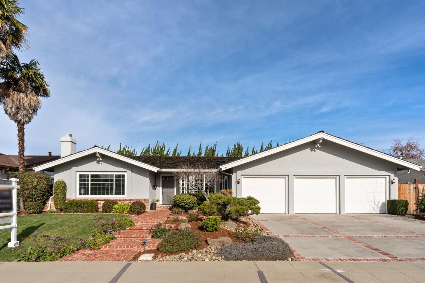 Detail Gallery Image 1 of 1 For 551 Tioga Ct, Sunnyvale,  CA 94087 - 4 Beds | 2/1 Baths