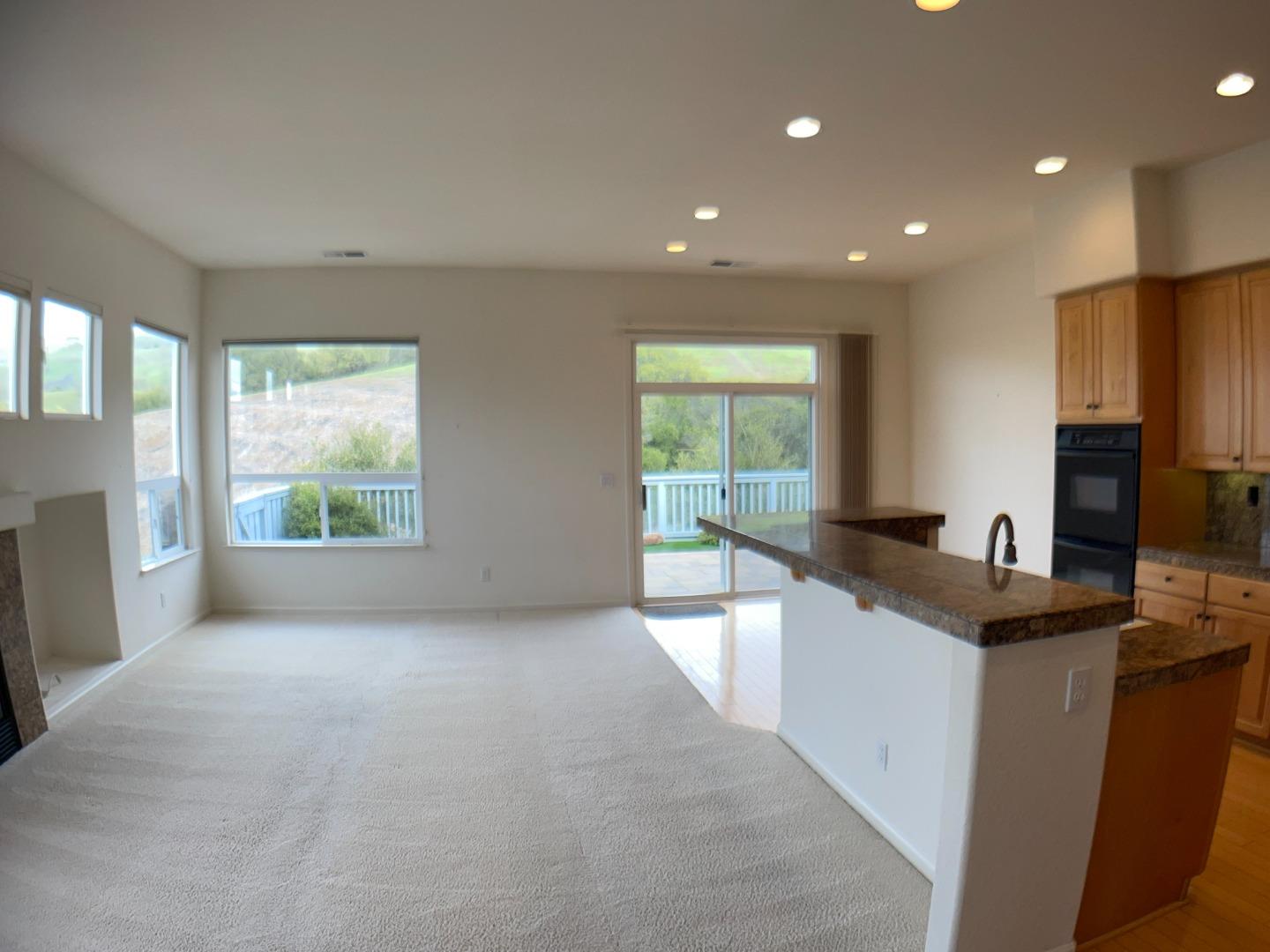 Detail Gallery Image 11 of 25 For 9015 Village View Dr, San Jose,  CA 95135 - 2 Beds | 2/1 Baths