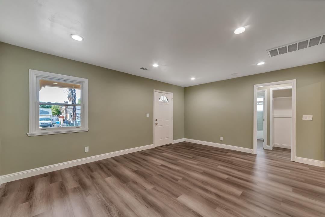 350 Cureton Pl, Alum Rock, CA 95127 photo 2