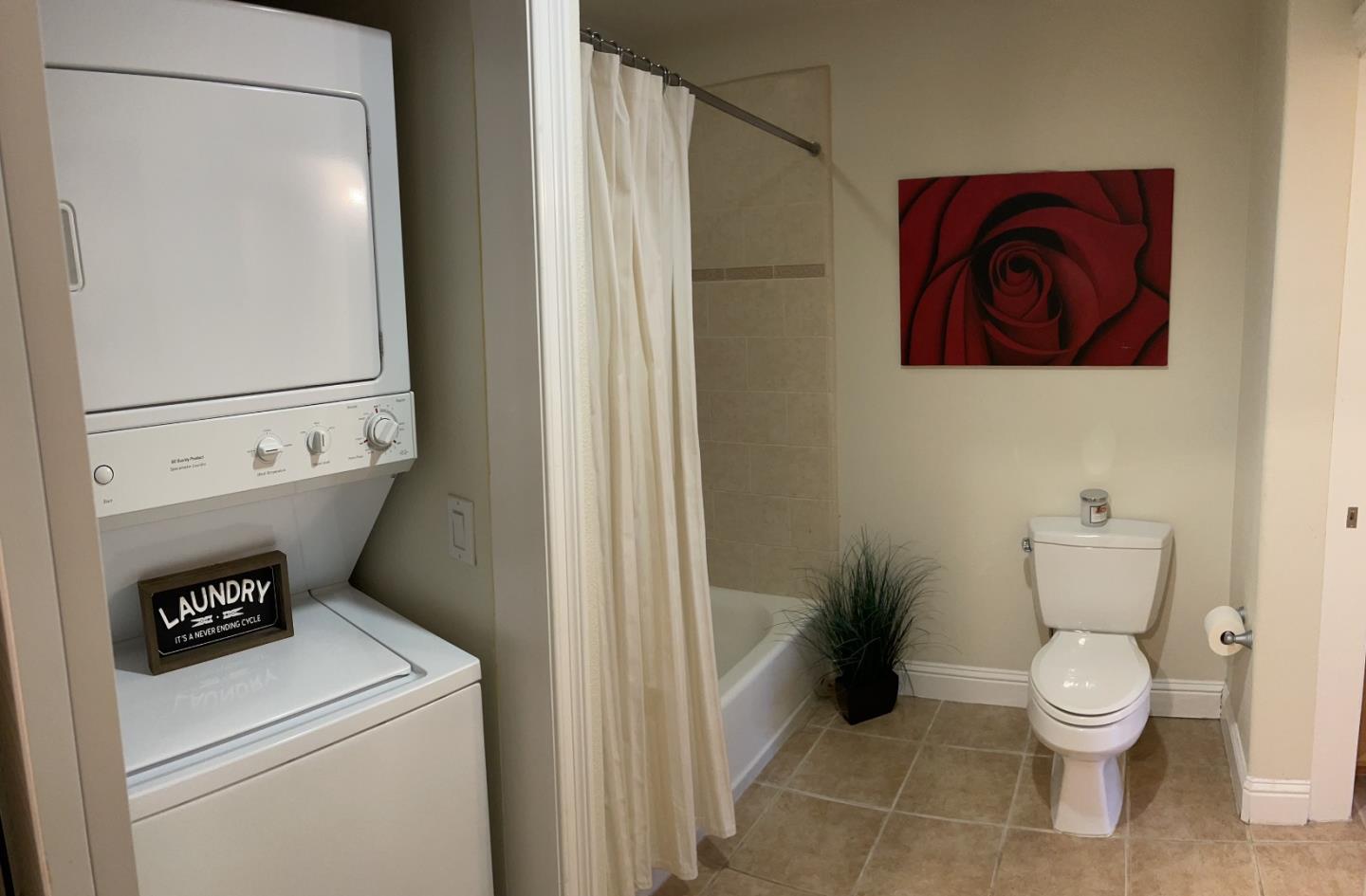 Detail Gallery Image 9 of 13 For 633 Elm St #113,  San Carlos,  CA 94070 - 1 Beds | 1 Baths