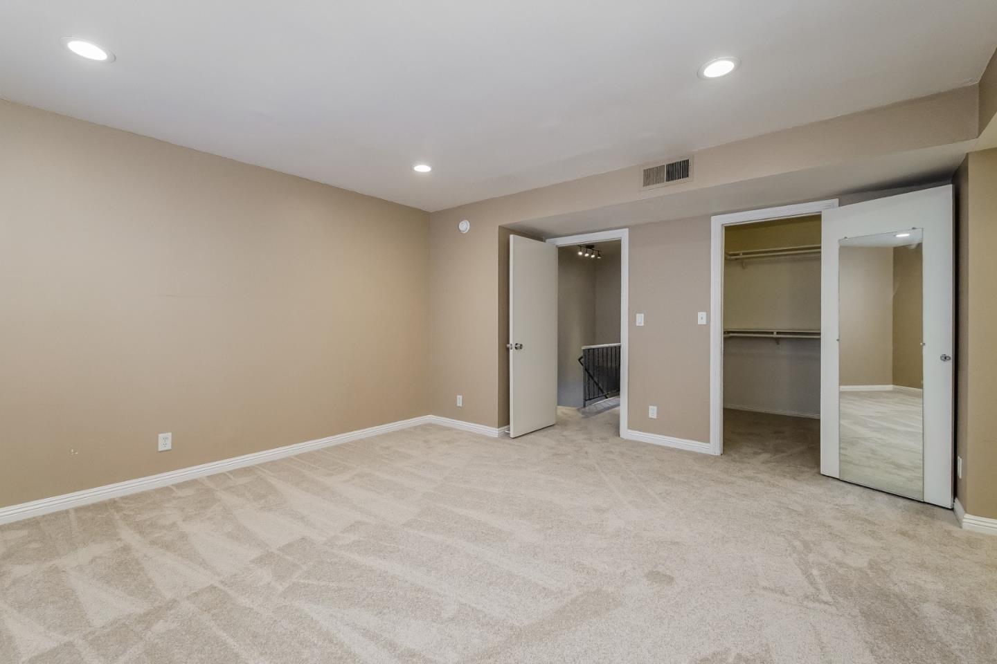 Detail Gallery Image 17 of 25 For 14332 Dickens St #3,  Sherman Oaks,  CA 91423 - 2 Beds | 2/1 Baths