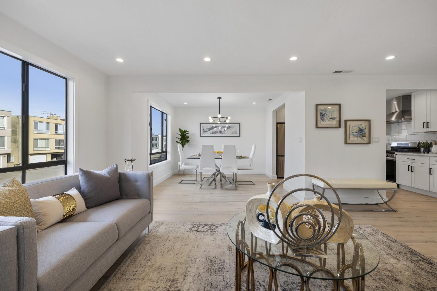 Detail Gallery Image 14 of 74 For 325 Higate Dr, Daly City,  CA 94015 - 4 Beds | 2 Baths
