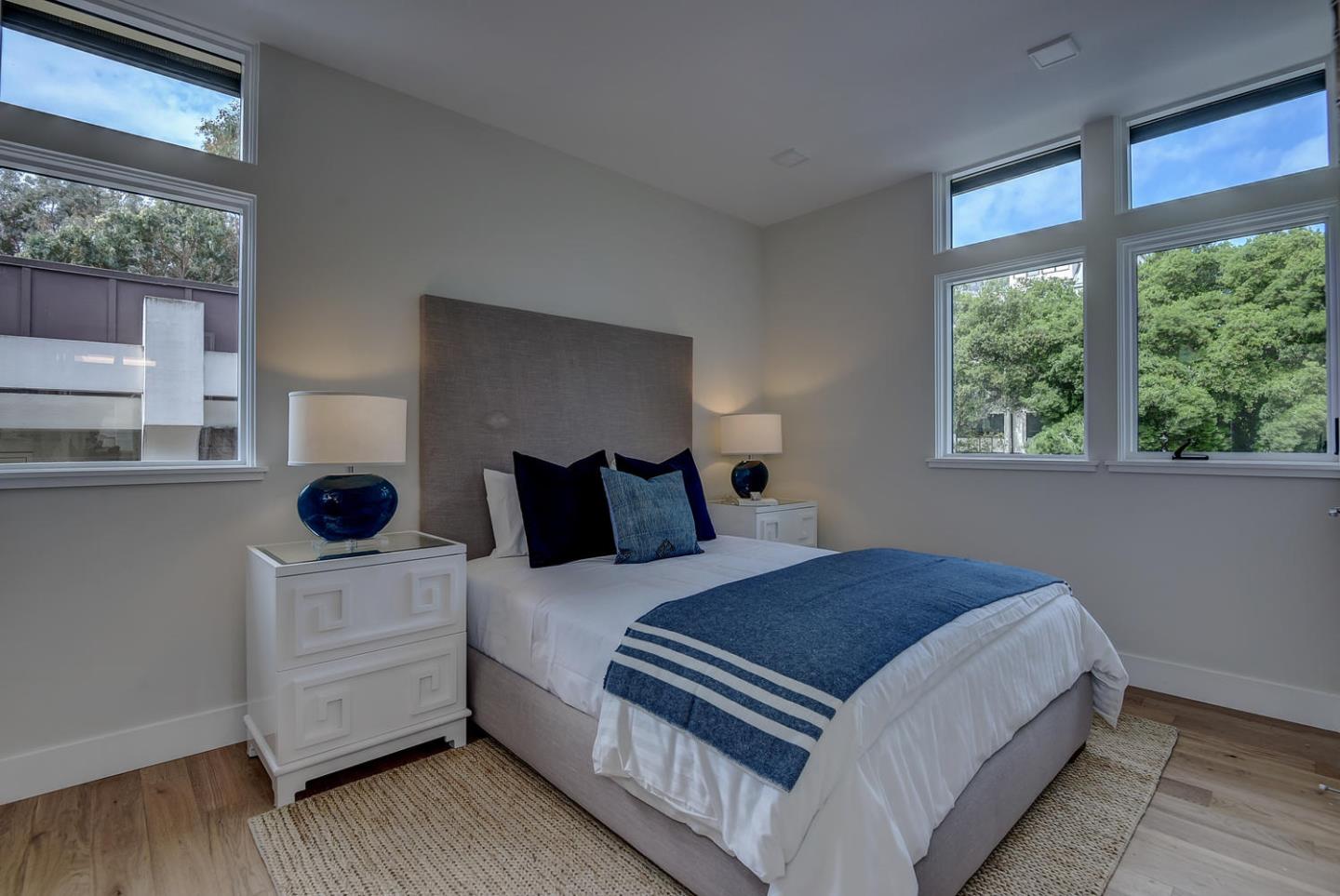 Detail Gallery Image 7 of 12 For 430 Forest Ave #C,  Palo Alto,  CA 94301 - 2 Beds | 2 Baths