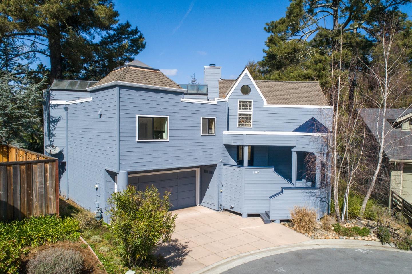 Detail Gallery Image 2 of 30 For 103 Dunsmuir Ct, Aptos,  CA 95003 - 4 Beds | 2/1 Baths