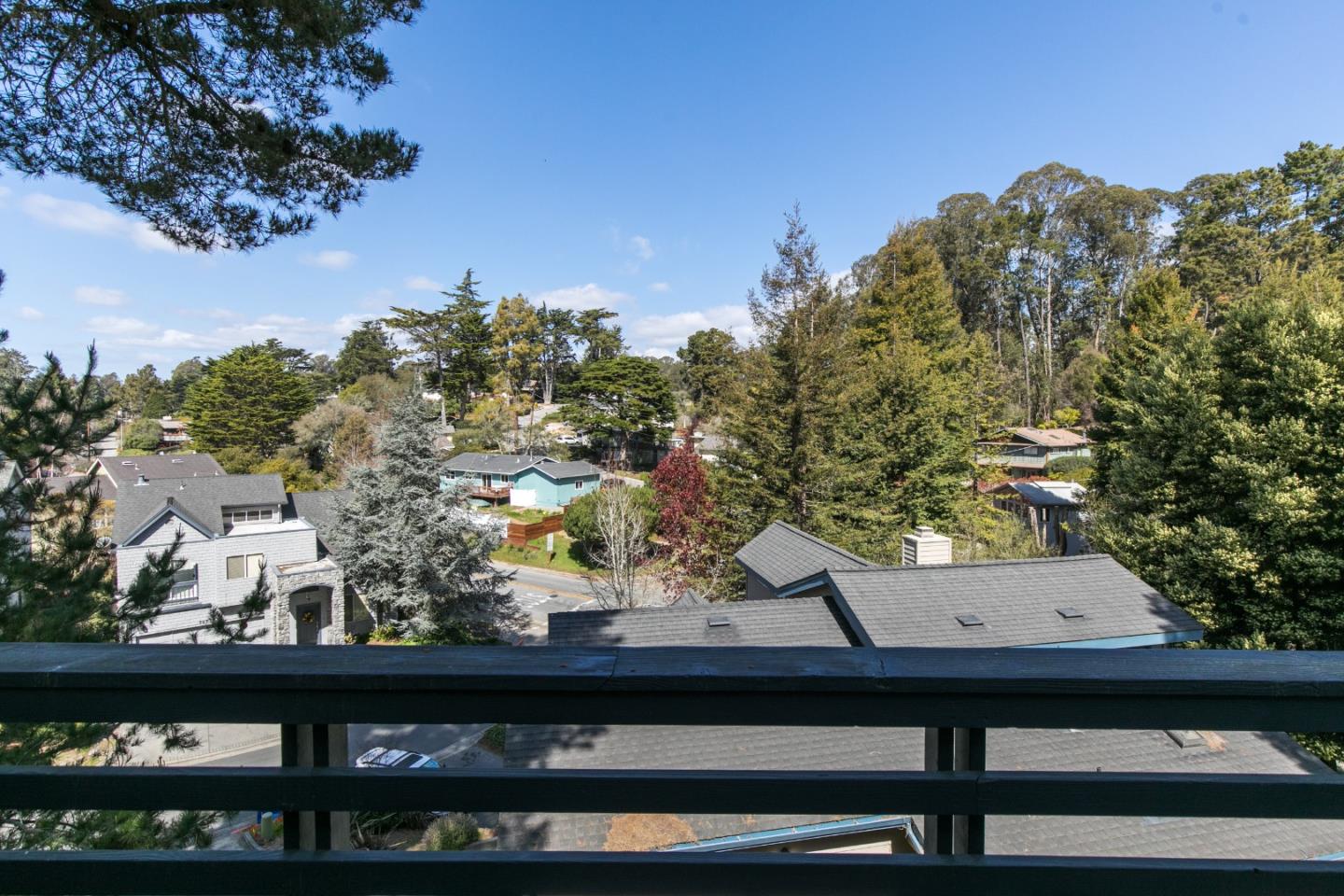 Detail Gallery Image 22 of 30 For 103 Dunsmuir Ct, Aptos,  CA 95003 - 4 Beds | 2/1 Baths