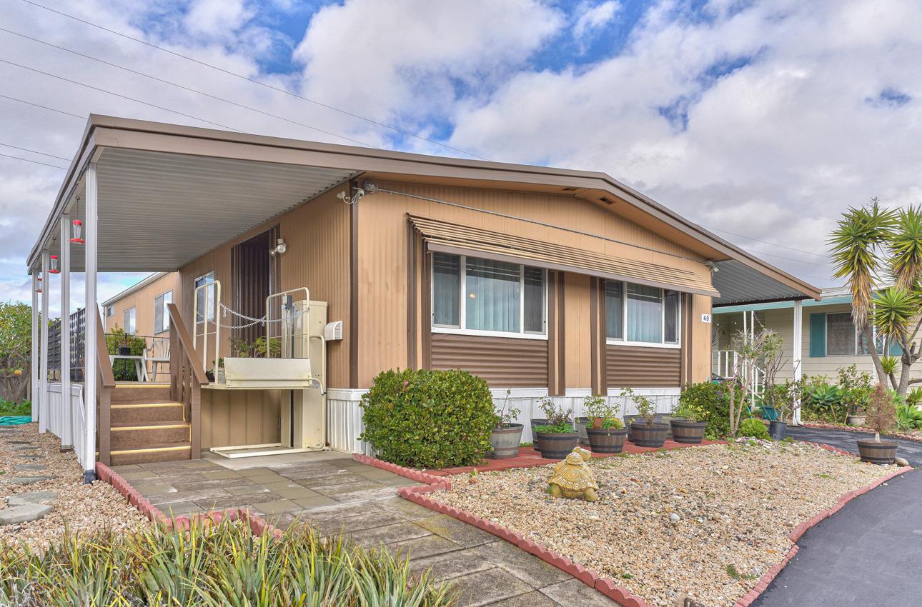 Detail Gallery Image 1 of 1 For 150 Kern St #49,  Salinas,  CA 93905 - 3 Beds | 2 Baths