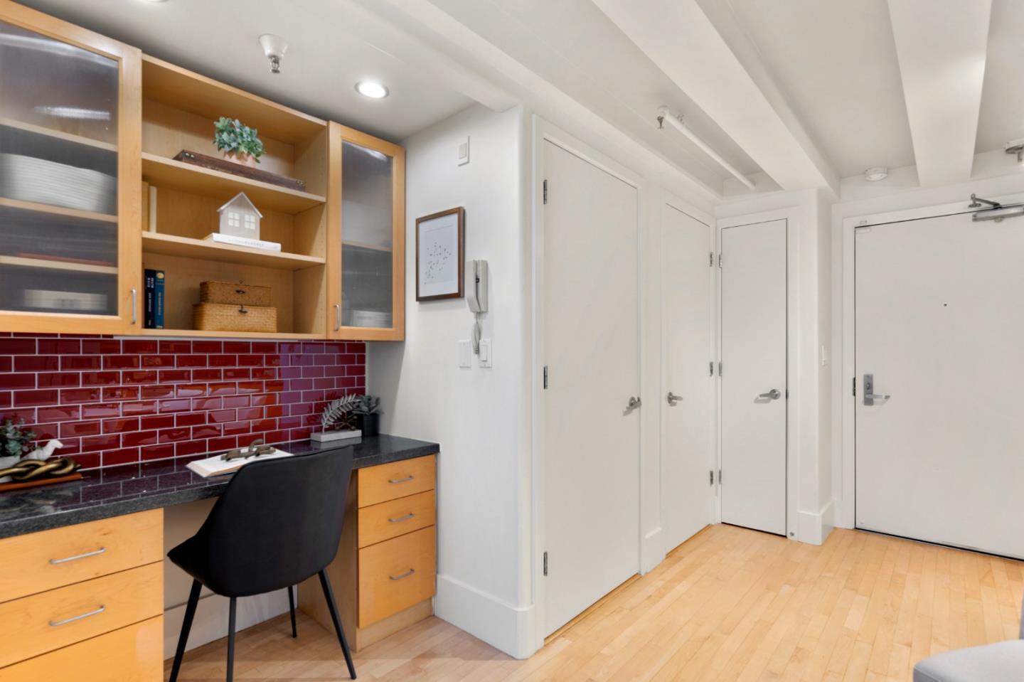 Detail Gallery Image 21 of 54 For 638 Minna St #3,  San Francisco,  CA 94103 - 3 Beds | 2/1 Baths