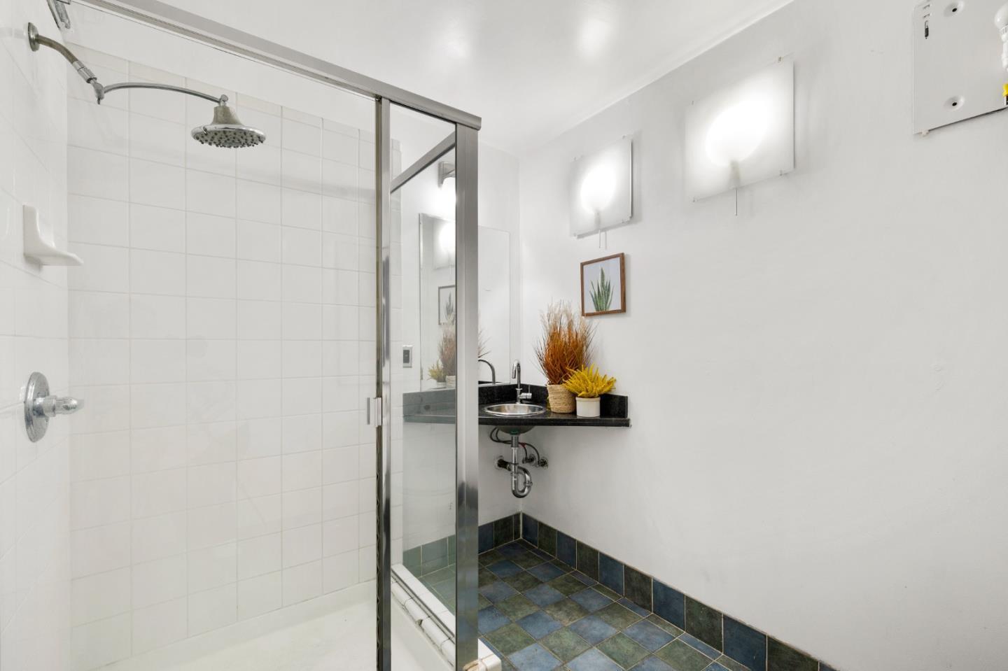 Detail Gallery Image 30 of 54 For 638 Minna St #3,  San Francisco,  CA 94103 - 3 Beds | 2/1 Baths