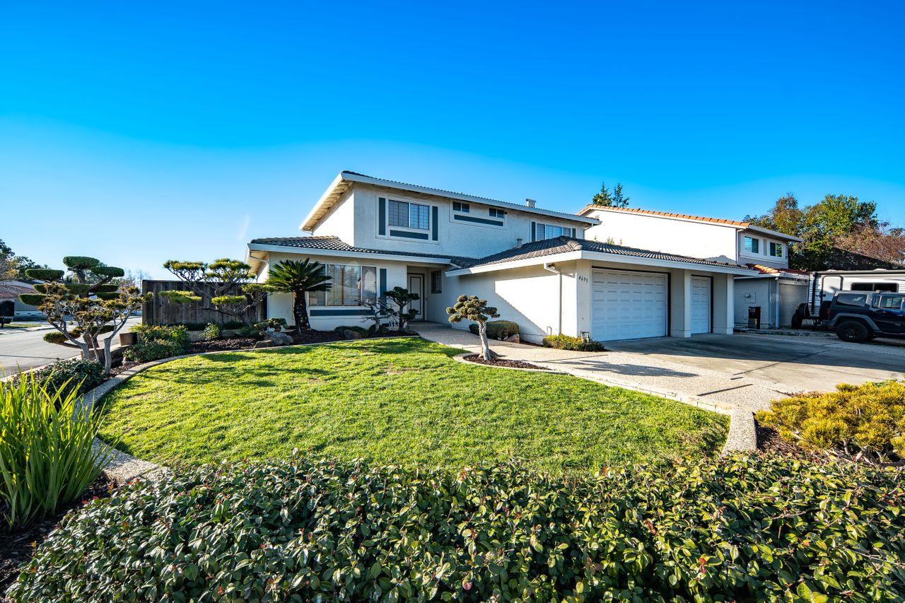 Detail Gallery Image 1 of 1 For 4695 Park Concord Pl, San Jose,  CA 95136 - 5 Beds | 3 Baths