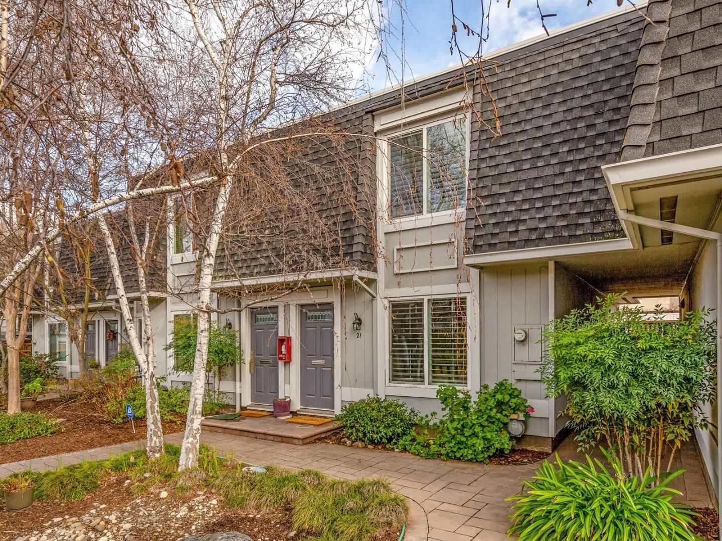 Detail Gallery Image 1 of 1 For 120 Oak Rim Way #21,  Los Gatos,  CA 95032 - 2 Beds | 1/1 Baths