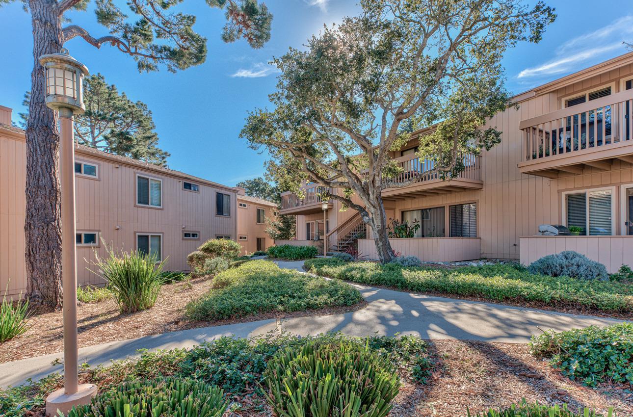 Detail Gallery Image 1 of 1 For 300 Glenwood Cir #182,  Monterey,  CA 93940 - 2 Beds | 1 Baths