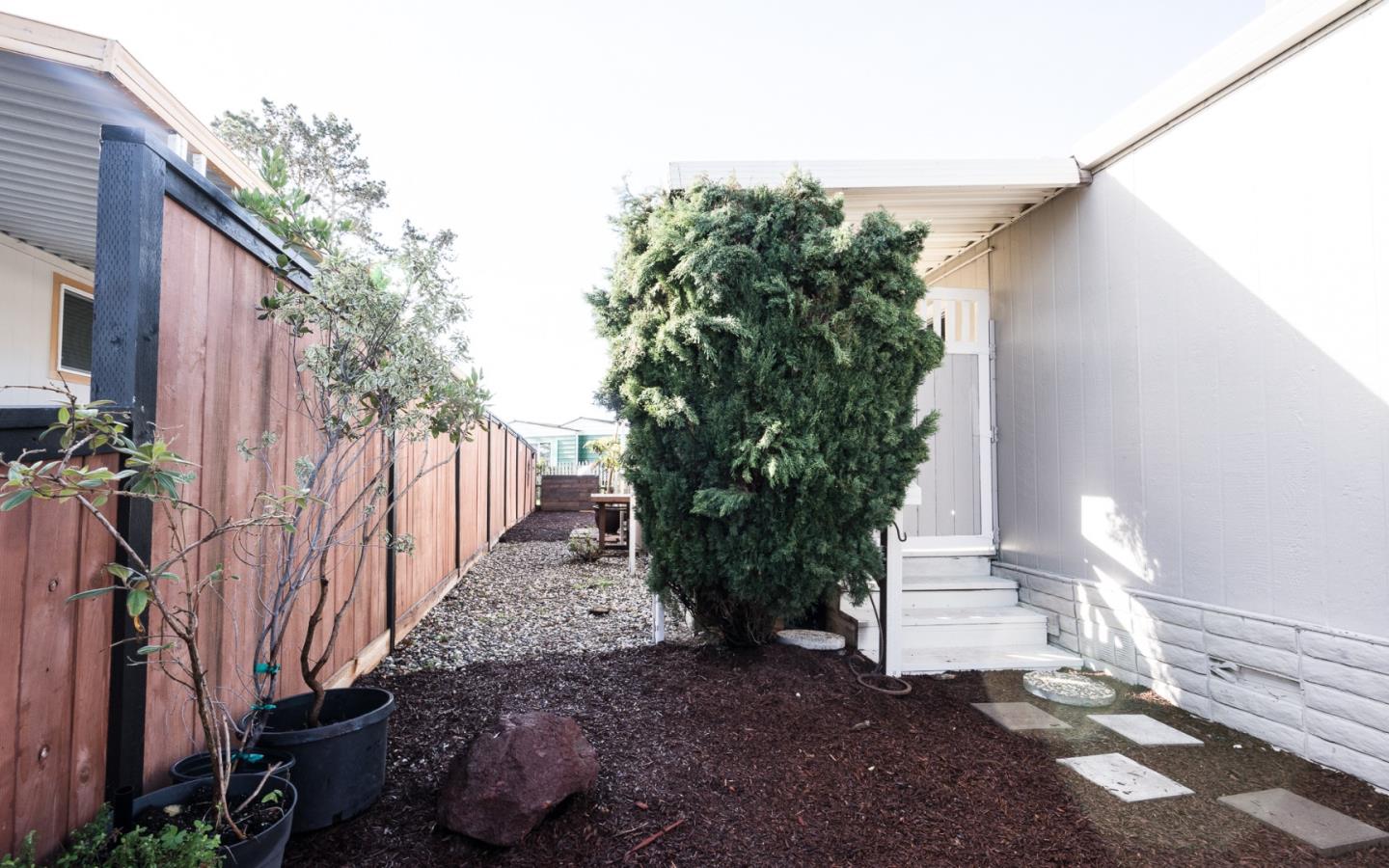 Detail Gallery Image 3 of 37 For 13816 Vista Del Lago #85,  Castroville,  CA 95012 - 2 Beds | 2 Baths