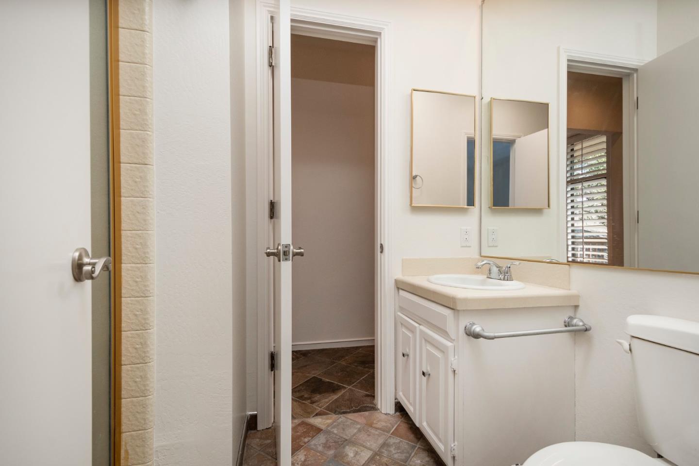 Detail Gallery Image 18 of 22 For 11 Hayward Ave #2003,  San Mateo,  CA 94401 - 2 Beds | 2 Baths