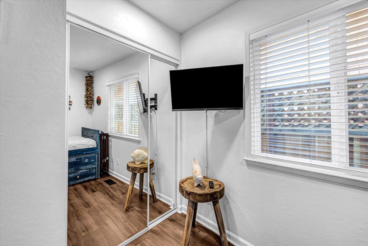 Detail Gallery Image 17 of 38 For 606 15th Ave, Santa Cruz,  CA 95062 - 3 Beds | 2 Baths