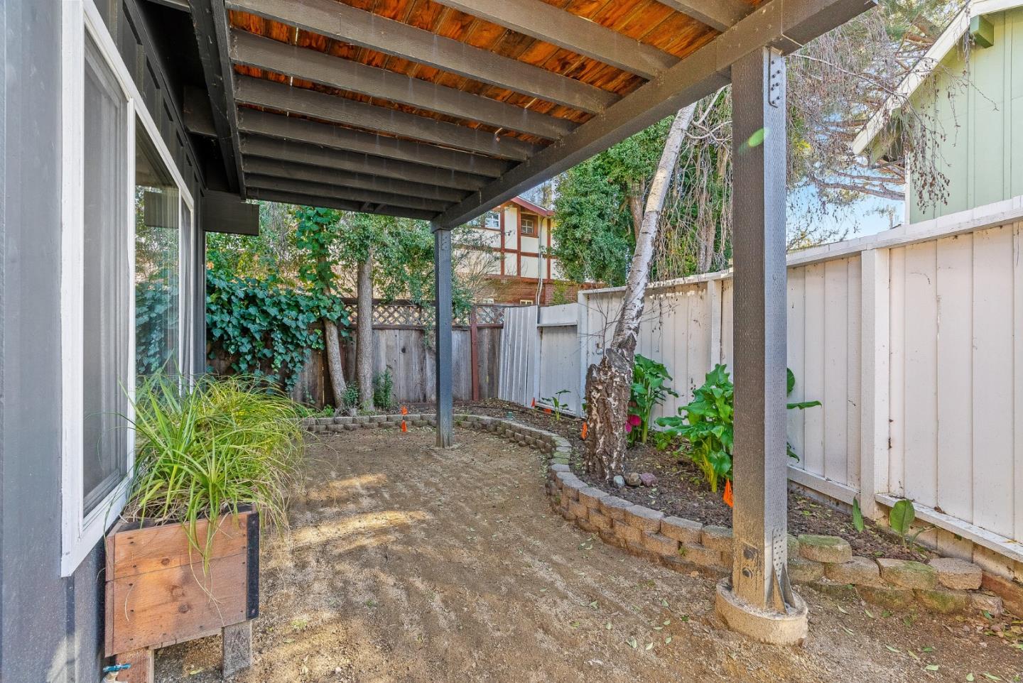 Detail Gallery Image 25 of 32 For 338 Union St, Santa Cruz,  CA 95060 - 2 Beds | 1/1 Baths