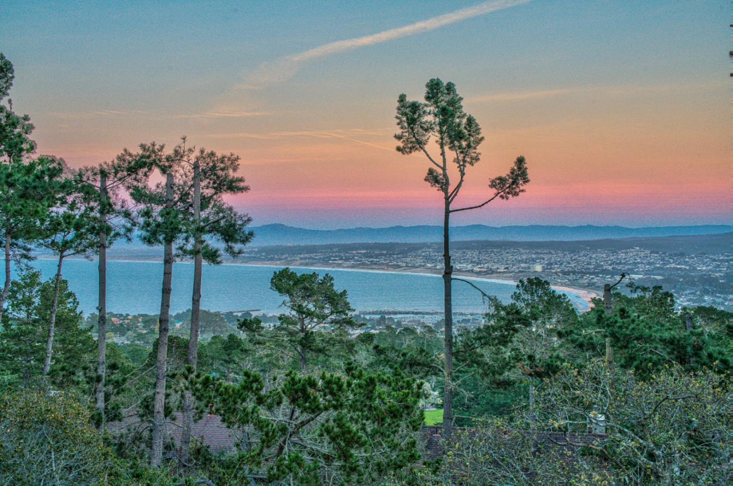 Detail Gallery Image 1 of 1 For 70 Forest Ridge Rd #2,  Monterey,  CA 93940 - 2 Beds | 2/1 Baths
