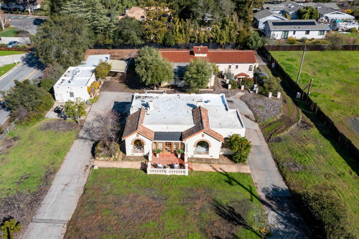 Detail Gallery Image 1 of 1 For 201 Fremont Ave, Los Altos,  CA 94024 - 3 Beds | 6/1 Baths