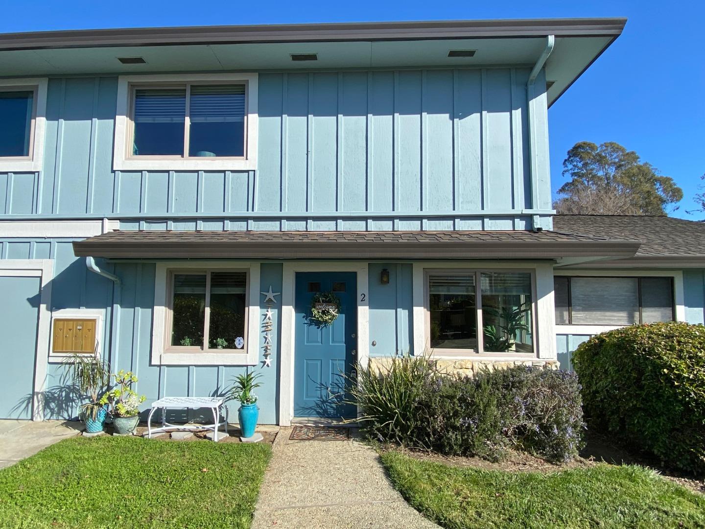 Detail Gallery Image 1 of 1 For 916 Ponselle Ln #2,  Capitola,  CA 95010 - 2 Beds | 1 Baths