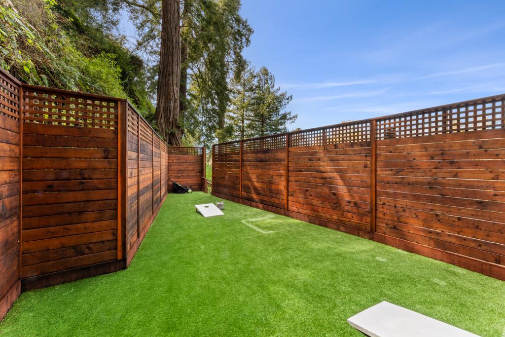 Detail Gallery Image 20 of 28 For 324 Moosehead Dr, Aptos,  CA 95003 - 3 Beds | 3 Baths