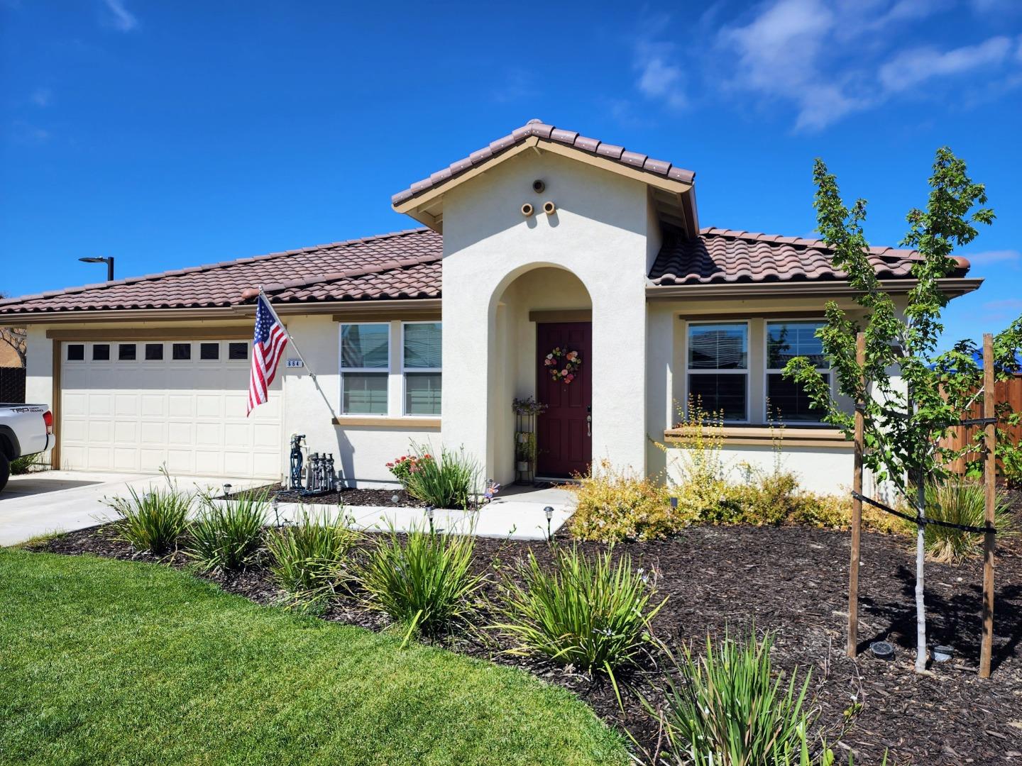Detail Gallery Image 42 of 51 For 664 Klamath Way, Hollister,  CA 95023 - 4 Beds | 3 Baths