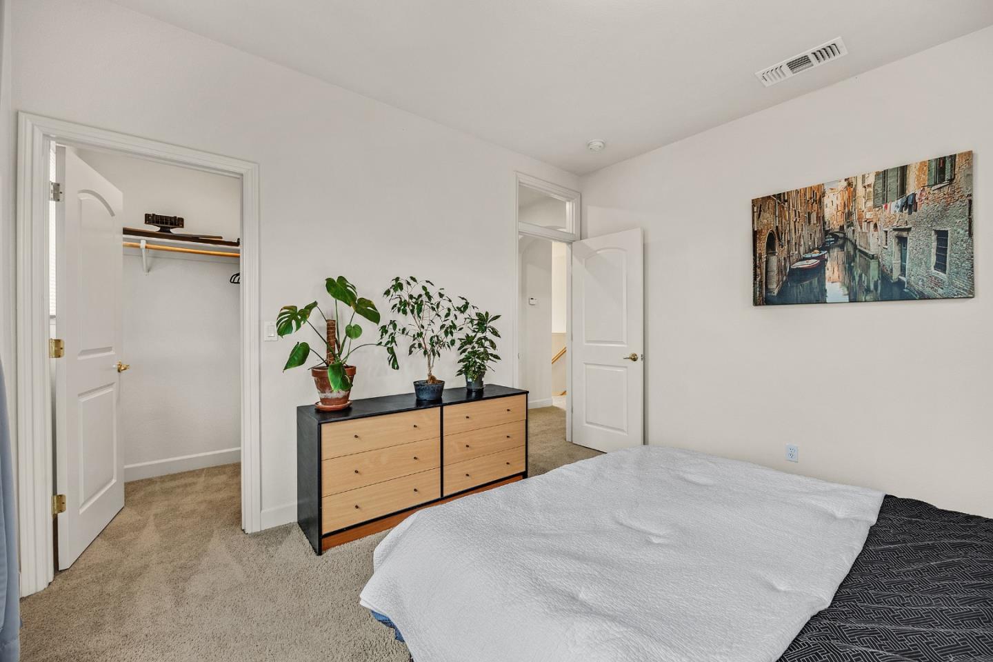 9042 Cambridge Cir, Vallejo, CA 94591 photo 22