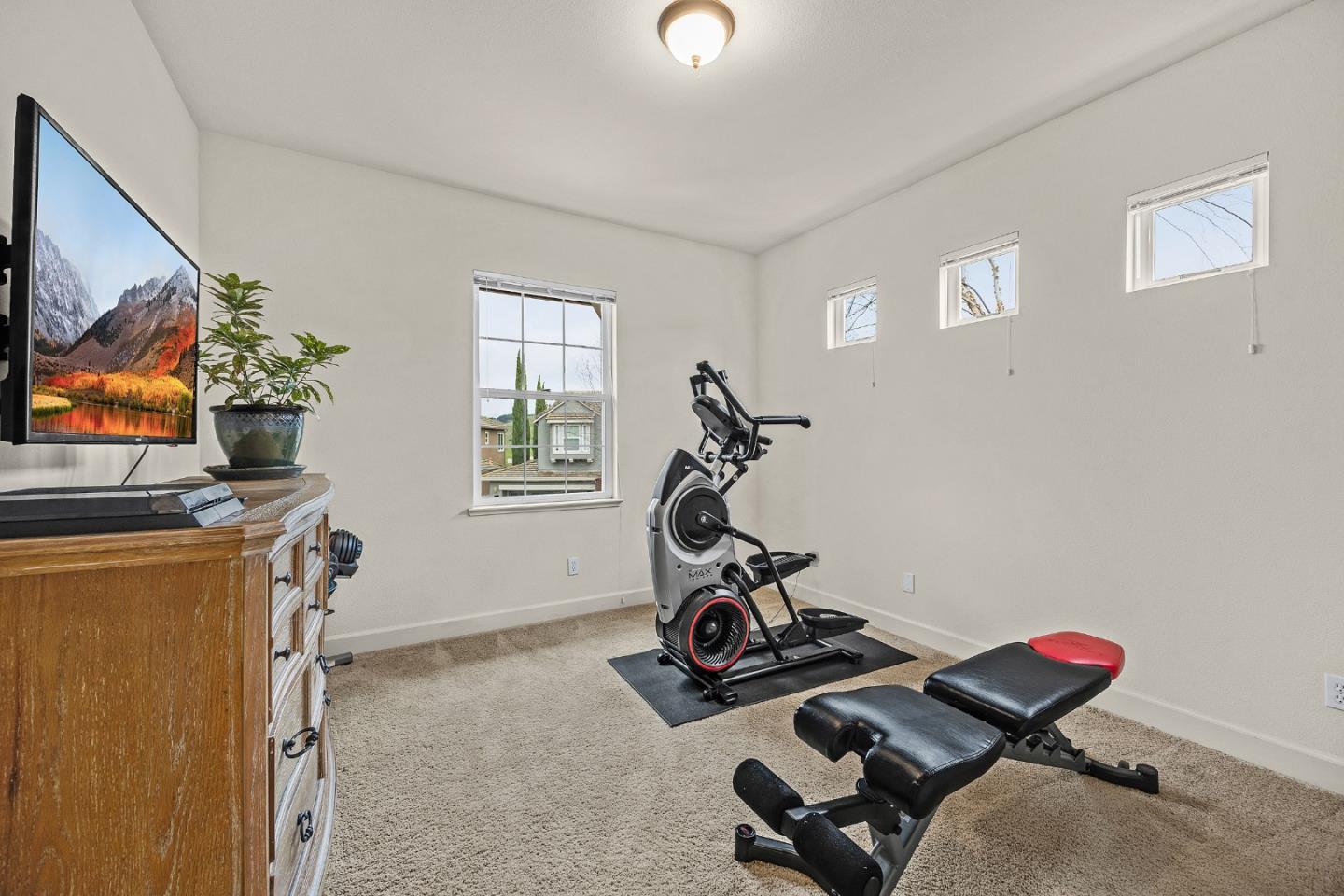 9042 Cambridge Cir, Vallejo, CA 94591 photo 23