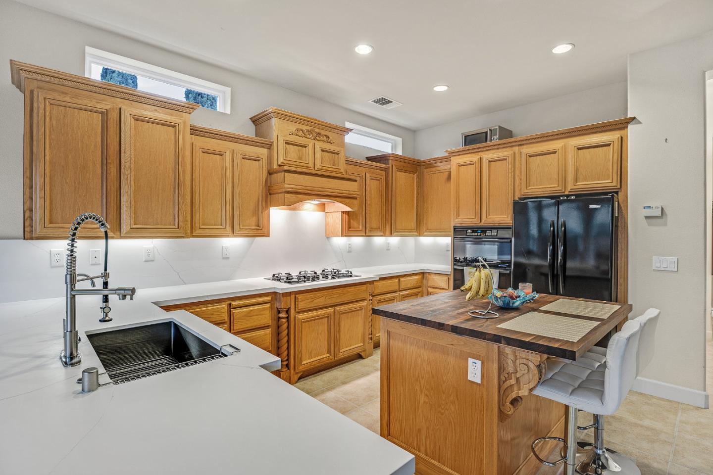 9042 Cambridge Cir, Vallejo, CA 94591 photo 29